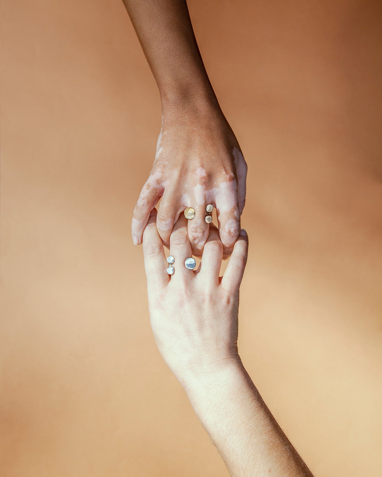Anello Abbraccio
